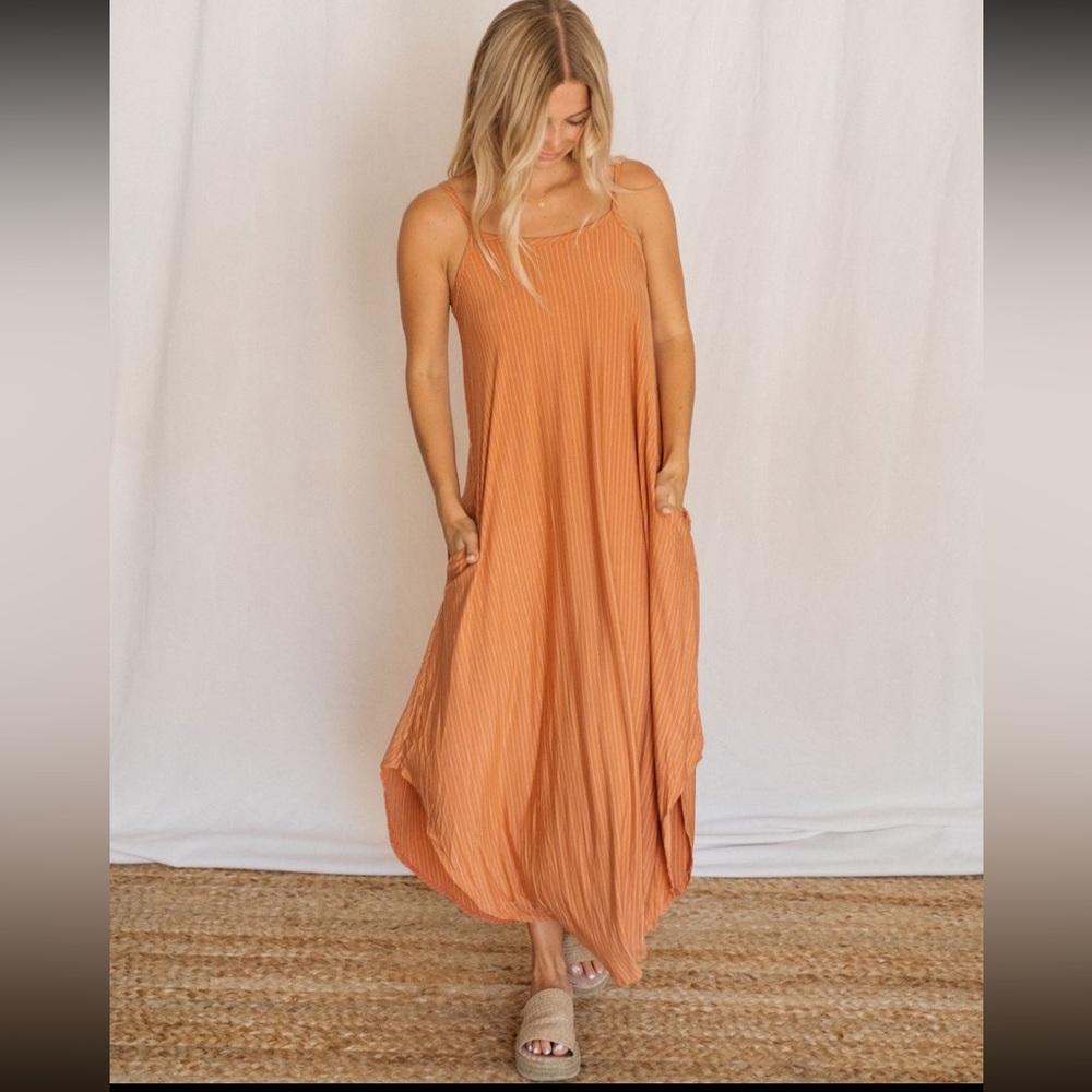 Carly Jean Los Angeles Stella Dress